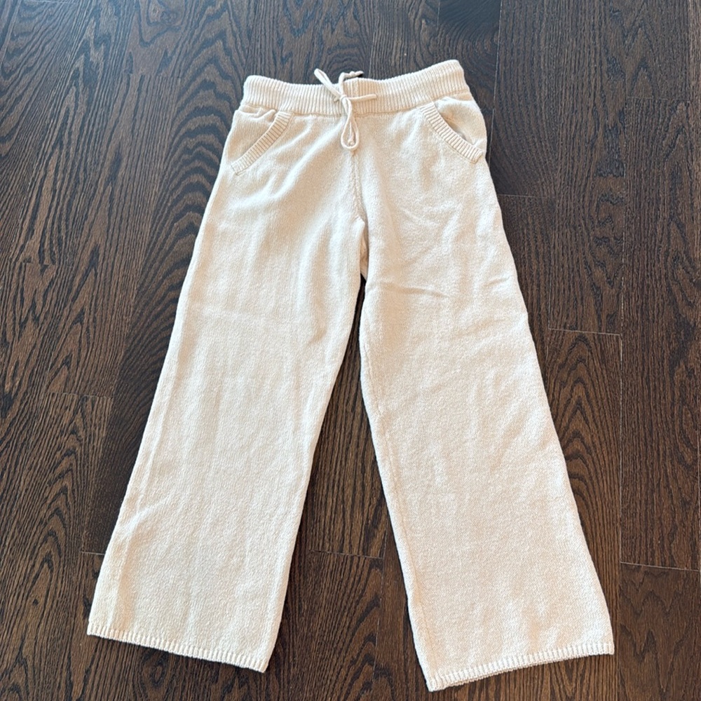 One Grey‎ Day Cropped Loungers, Oatmeal Color!